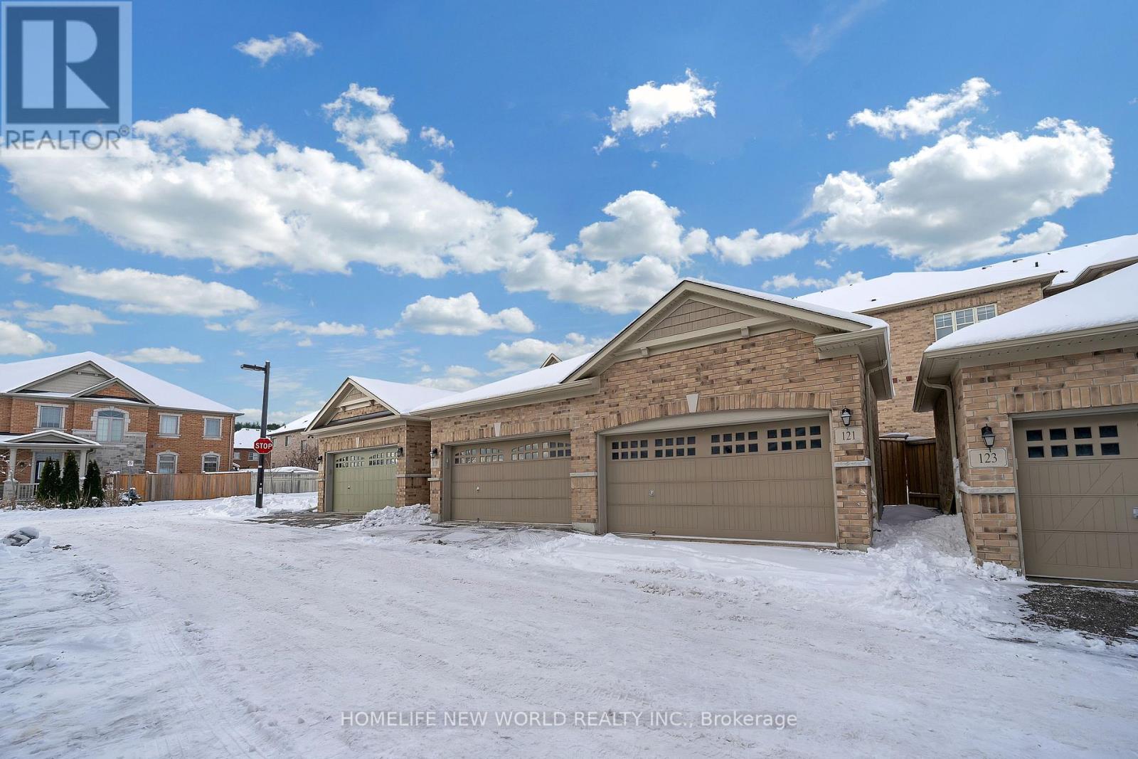 121 Christian Ritter Drive, Markham, Ontario  L6C 0V8 - Photo 16 - N12446718