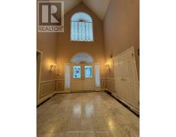 92 SPRINGBROOK DRIVE, Richmond Hill, Ontario