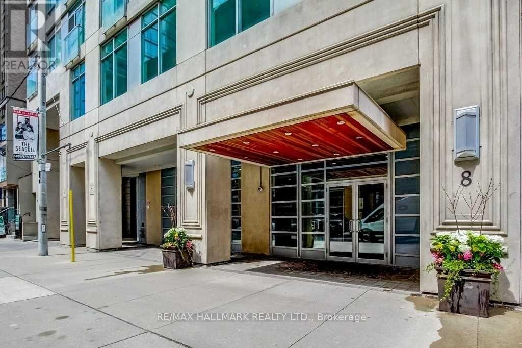 1205 - 8 Scollard Street, Toronto, Ontario  M5R 1M2 - Photo 2 - C12611814