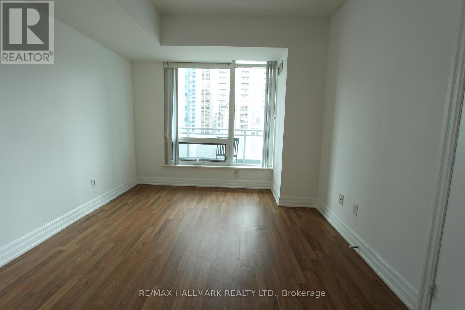 1205 - 8 Scollard Street, Toronto, Ontario  M5R 1M2 - Photo 11 - C12611814