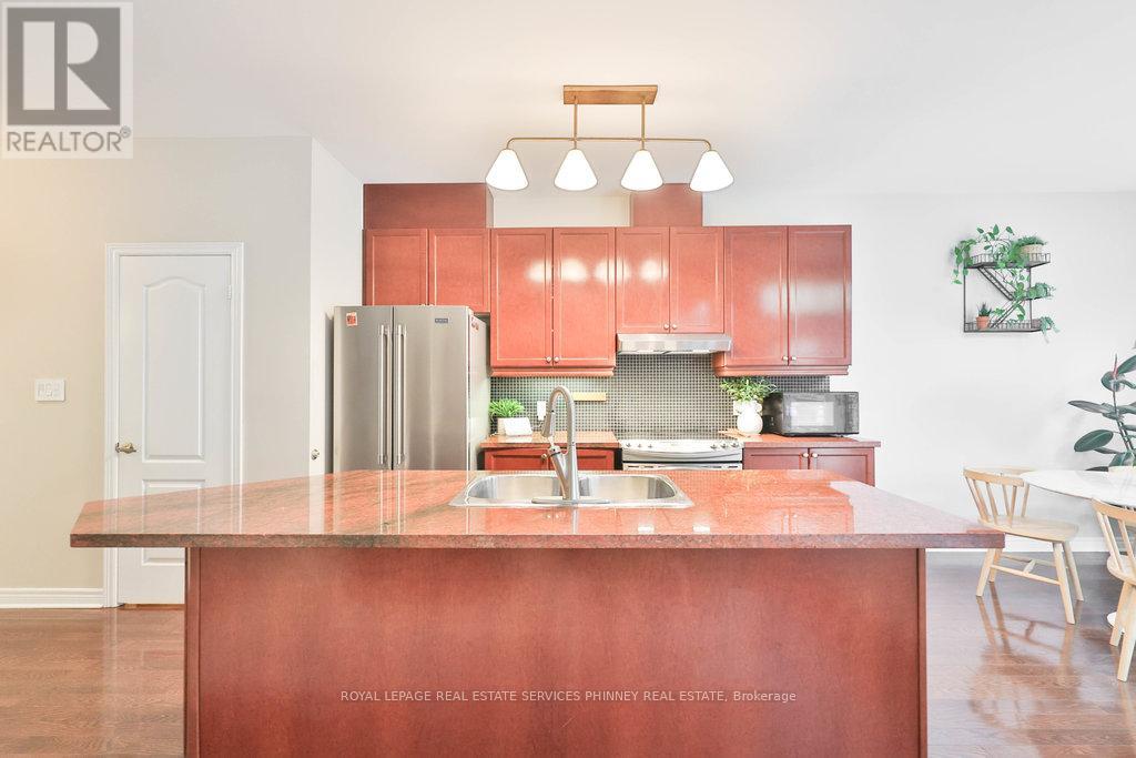 1025 Shaw Drive, Mississauga, Ontario  L5G 3Z3 - Photo 16 - W12476723