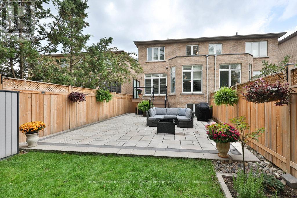 1025 Shaw Drive, Mississauga, Ontario  L5G 3Z3 - Photo 43 - W12476723