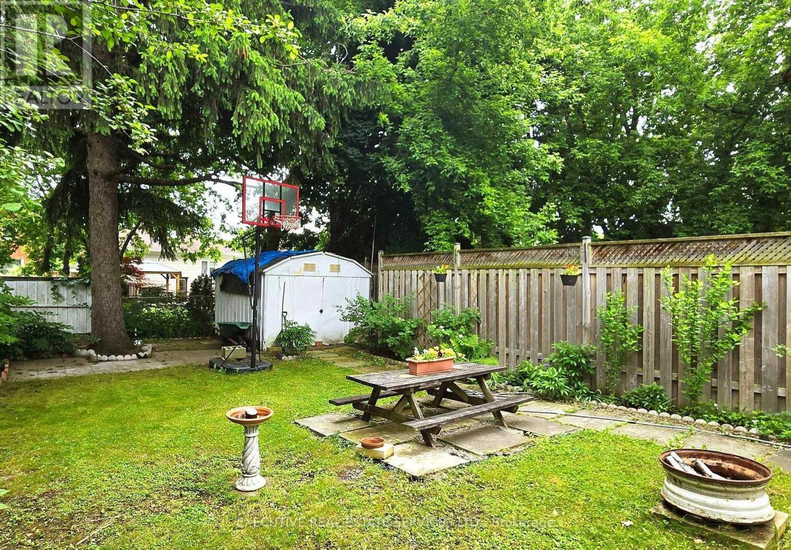 89 John Street, Brampton, Ontario  L6W 1Z4 - Photo 9 - W12615312