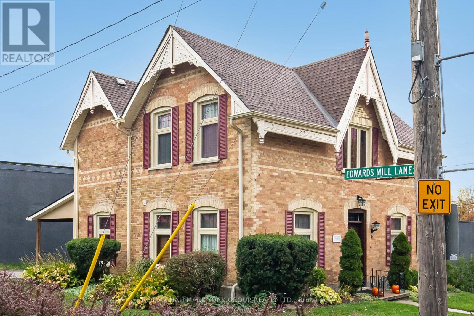 6 Church Street, King, Ontario  L0G 1T0 - Photo 2 - N12430475