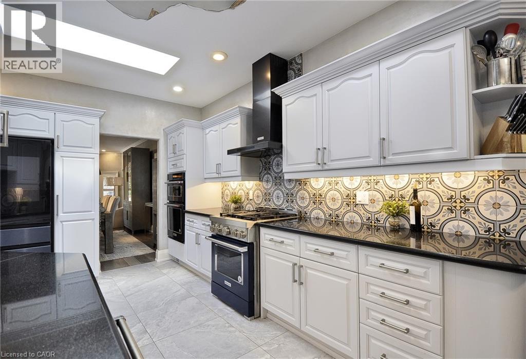 27 Woodmans Court, Kitchener, Ontario  N2P 2B2 - Photo 7 - 40793818