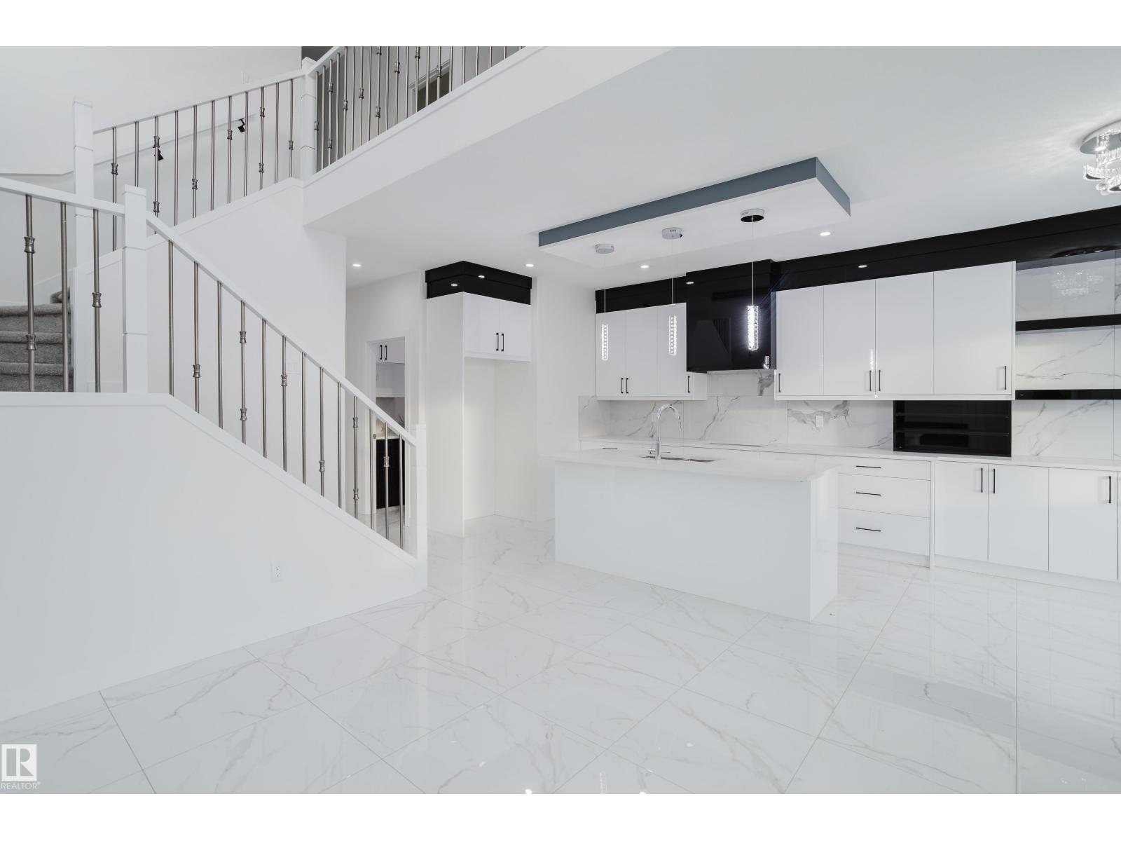 933 19 Av Nw, Edmonton, Alberta  T6T 2X4 - Photo 22 - E4468093