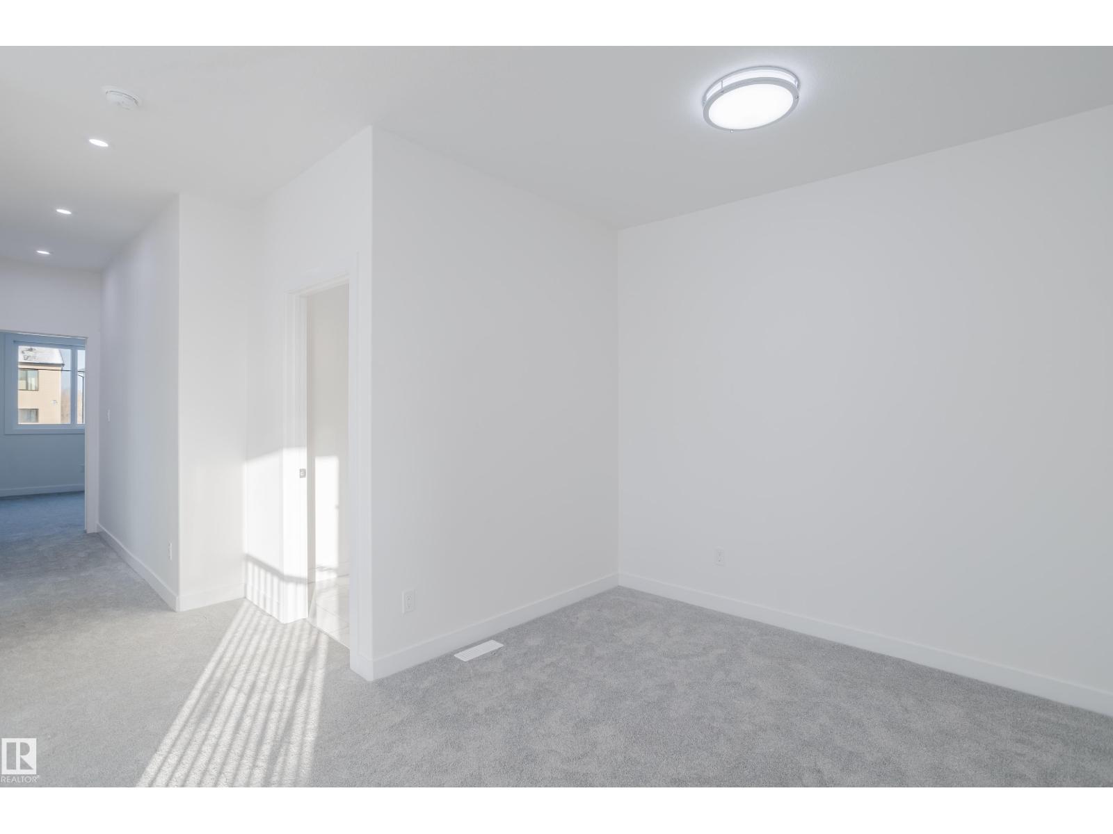 933 19 Av Nw, Edmonton, Alberta  T6T 2X4 - Photo 31 - E4468093