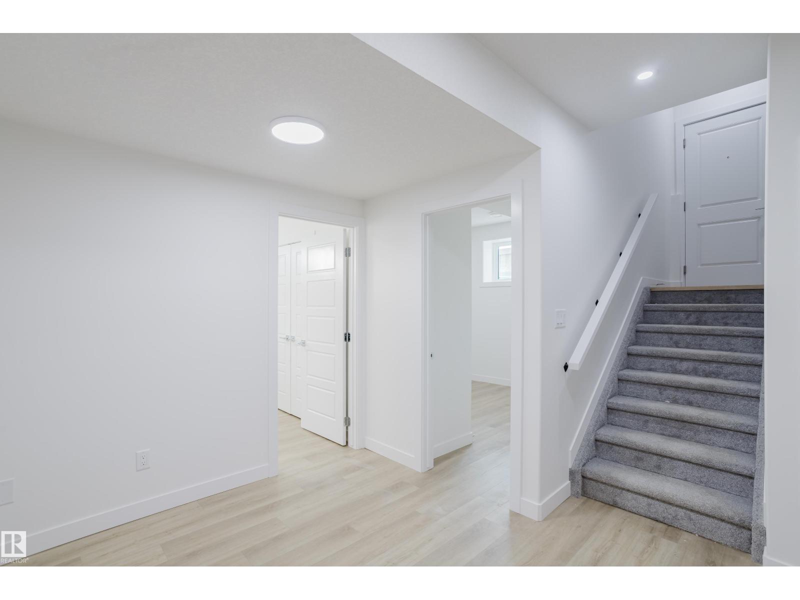 933 19 Av Nw, Edmonton, Alberta  T6T 2X4 - Photo 42 - E4468093