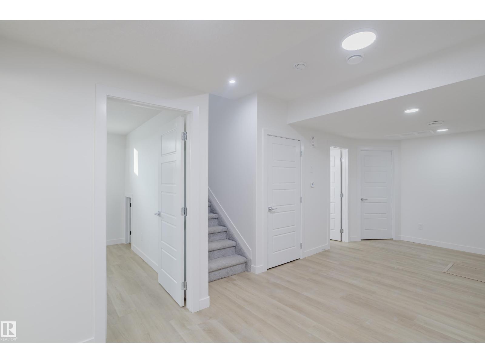 933 19 Av Nw, Edmonton, Alberta  T6T 2X4 - Photo 43 - E4468093