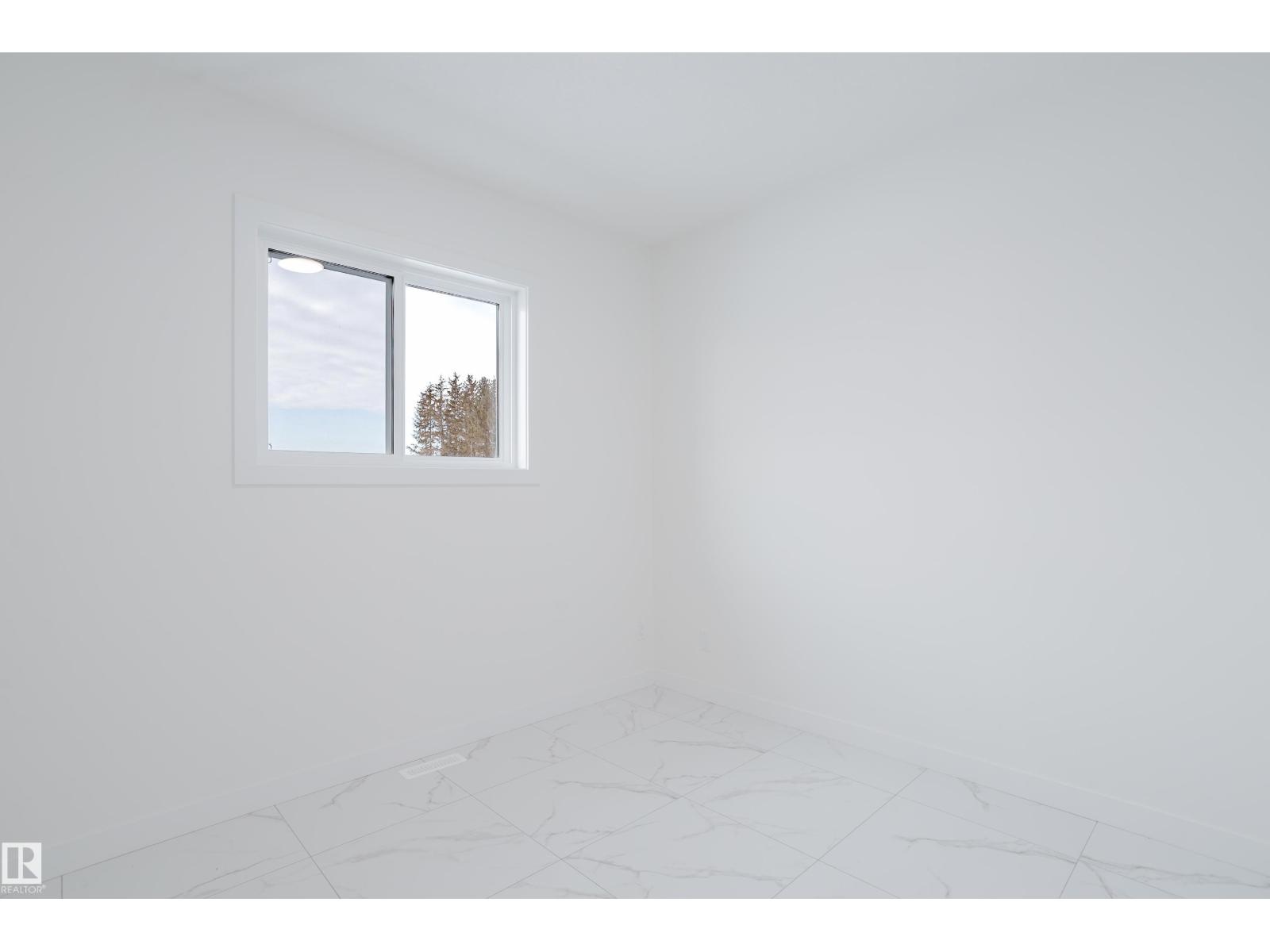 933 19 Av Nw, Edmonton, Alberta  T6T 2X4 - Photo 7 - E4468093