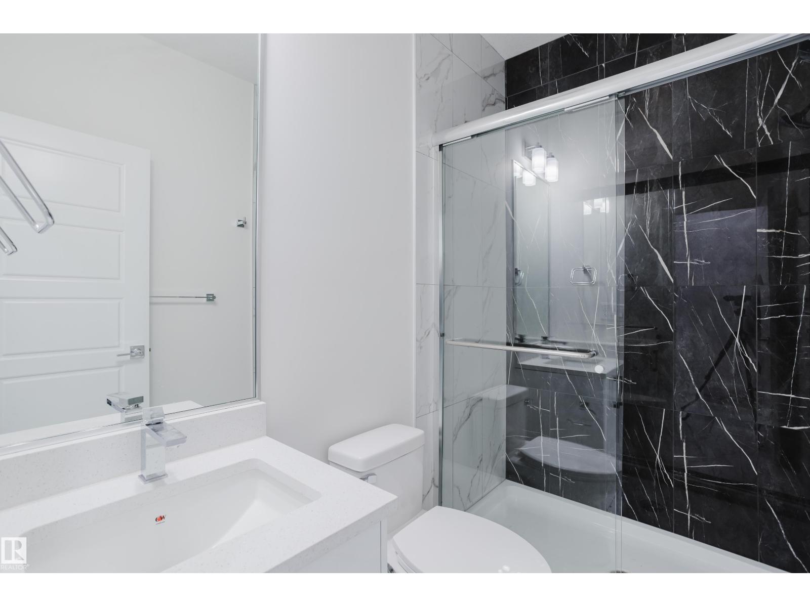 933 19 Av Nw, Edmonton, Alberta  T6T 2X4 - Photo 9 - E4468093