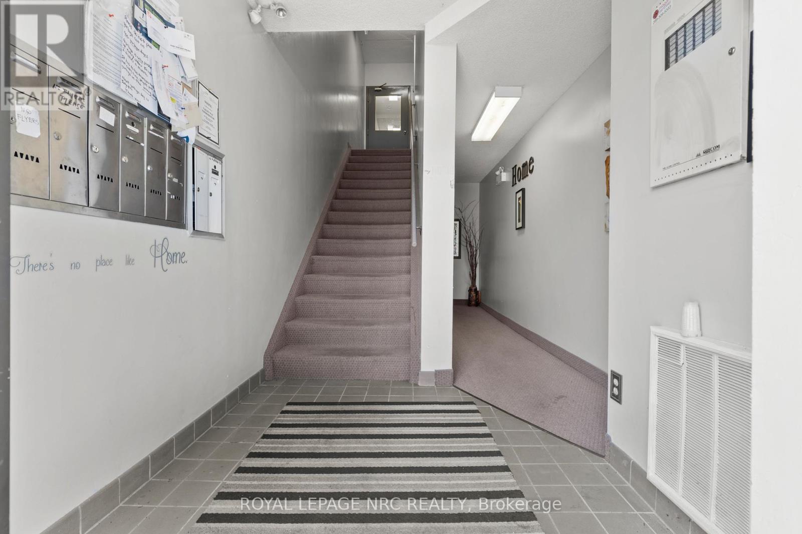 203 - 4872 Valley Way, Niagara Falls (Cherrywood), Ontario  L2E 1W3 - Photo 19 - X12631654