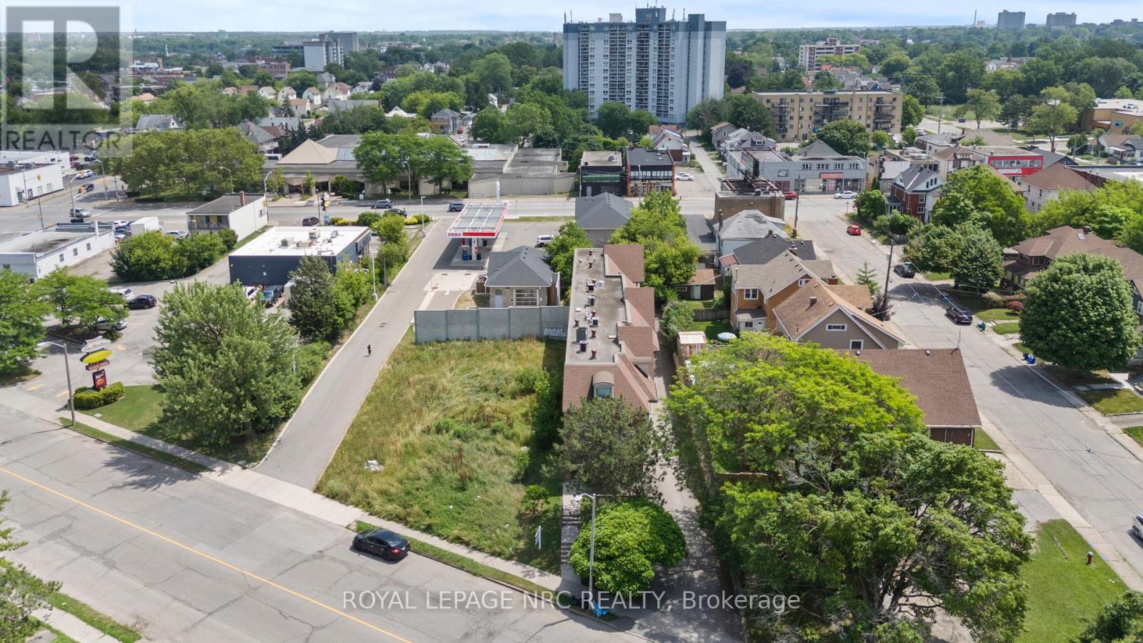 203 - 4872 Valley Way, Niagara Falls (Cherrywood), Ontario  L2E 1W3 - Photo 27 - X12631654