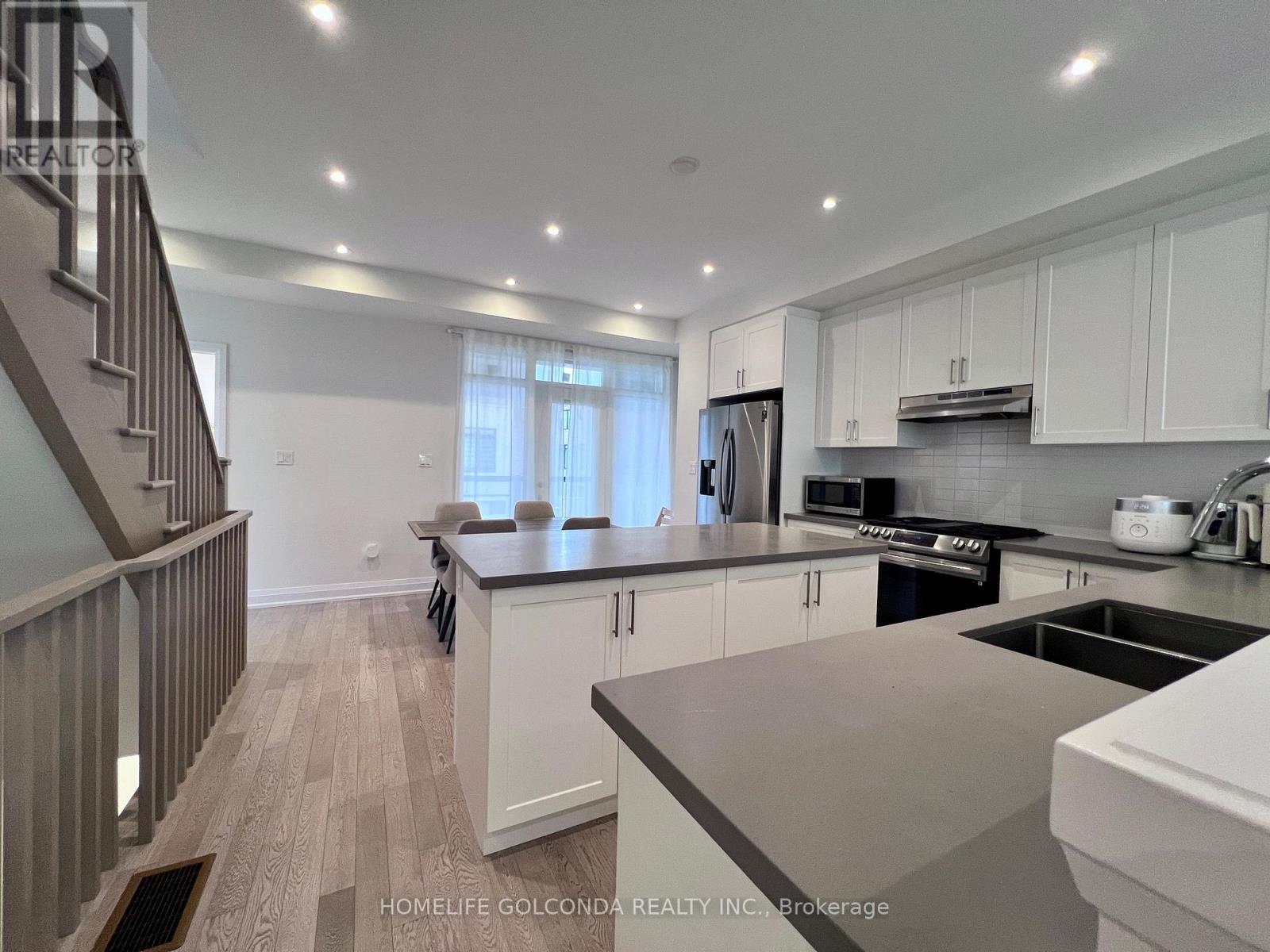 206 Moneypenny Place, Vaughan (Beverley Glen), Ontario  L4J 0K9 - Photo 12 - N12631622