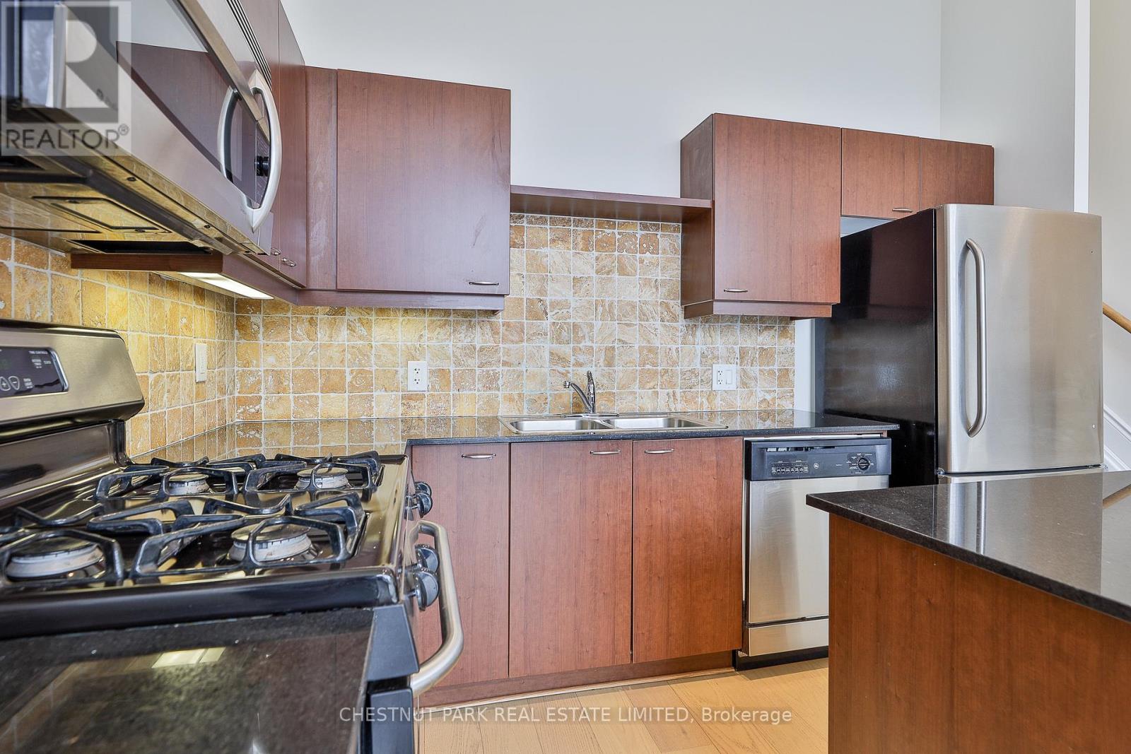 411 - 437 Roncesvalles Avenue, Toronto, Ontario  M6R 3B9 - Photo 19 - W12631640