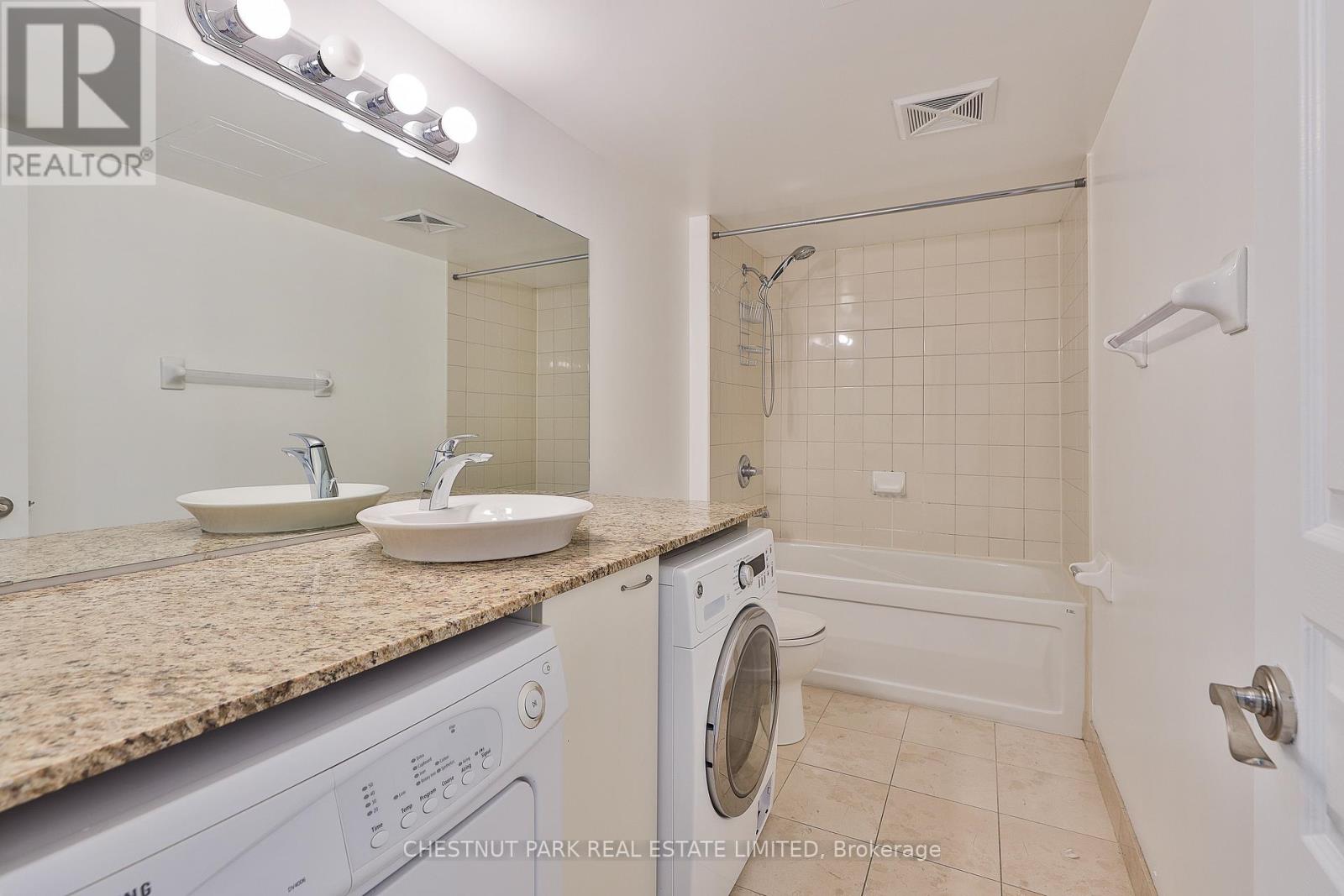 411 - 437 Roncesvalles Avenue, Toronto, Ontario  M6R 3B9 - Photo 24 - W12631640