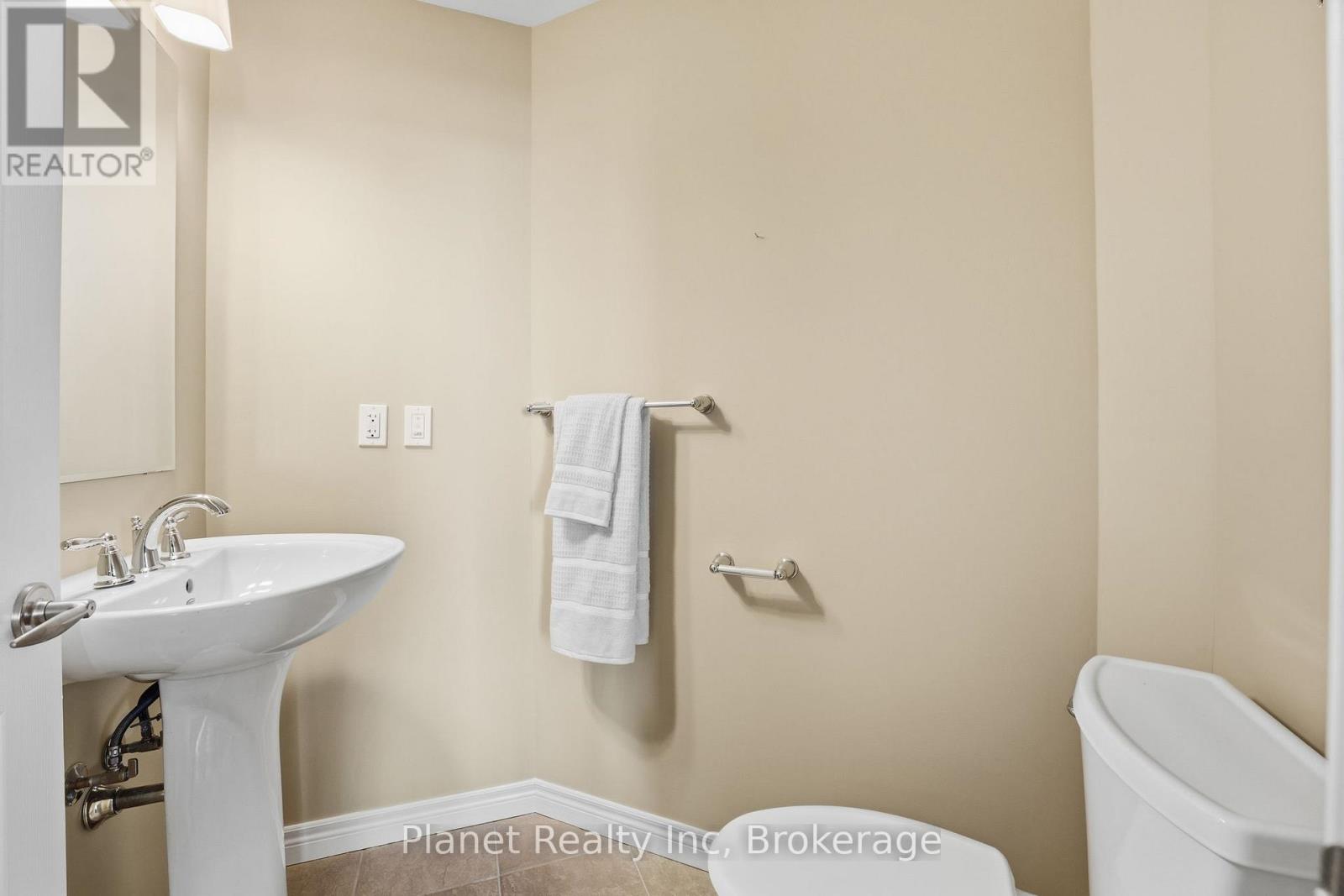 C305 - 65 Bayberry Drive, Guelph (Village By The Arboretum), Ontario  N1G 5K8 - Photo 16 - X12631664