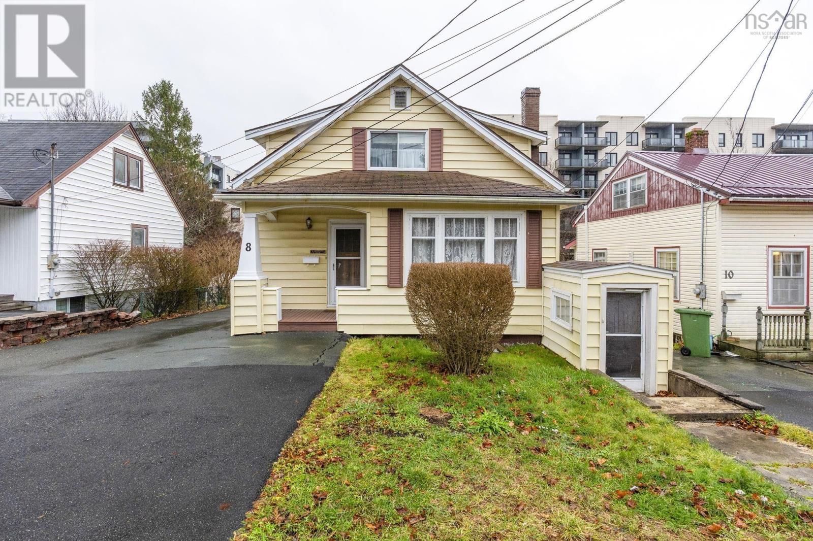 8 Ashdale Avenue, Halifax, Nova Scotia  B3N 2C8 - Photo 1 - 202529229