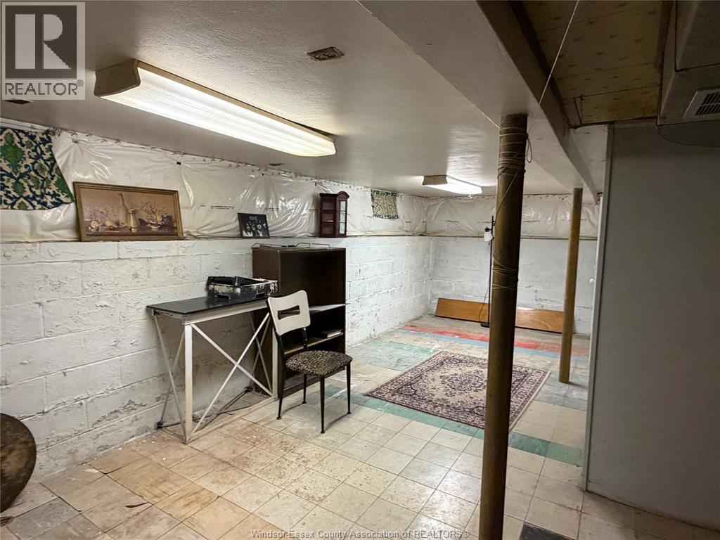 1062 Howard Avenue, Windsor, Ontario N9A 1S7 - Photo 28 - 25031431