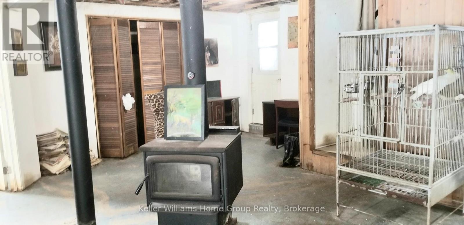 125 North Diagonal Road, South Bruce Peninsula, Ontario N0H 2T0 - Photo 41 - X12419545