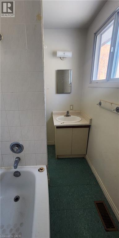 57-59 Oakwood Avenue, Simcoe, Ontario  N3Y 1H6 - Photo 7 - 40793585