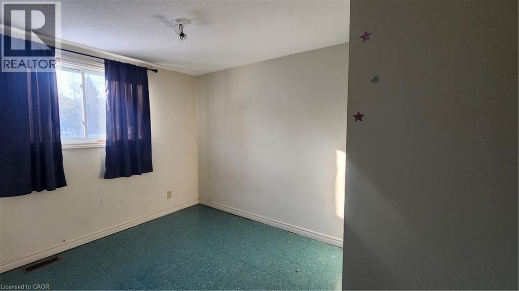 57-59 Oakwood Avenue, Simcoe, Ontario  N3Y 1H6 - Photo 8 - 40793585