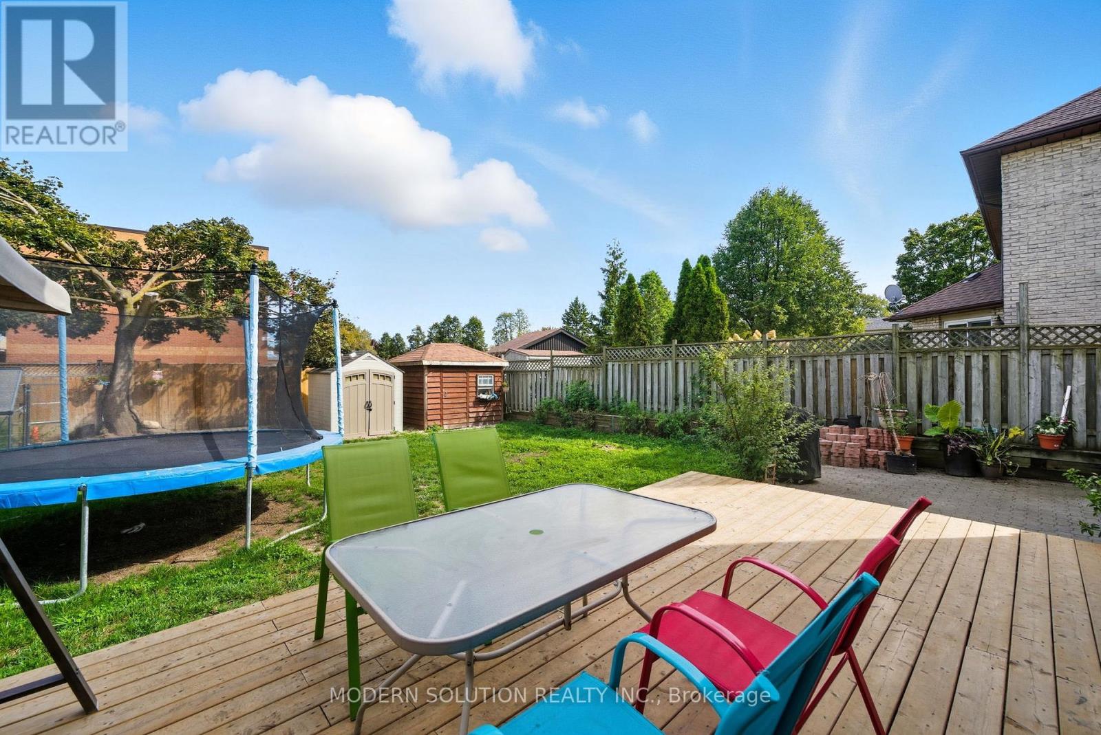 5 Woodlawn Court, Whitby, Ontario  L1N 6R4 - Photo 32 - E12631670