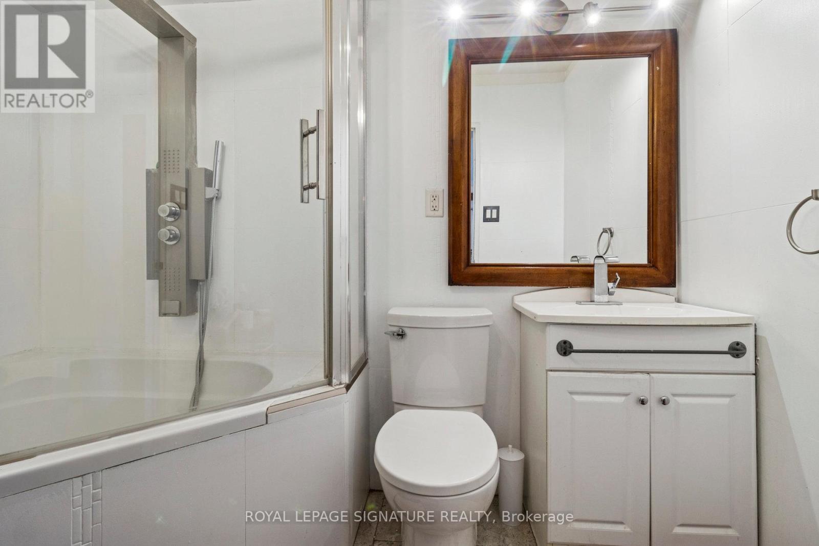 720 - 4645 Jane Street, Toronto, Ontario  M3N 2K9 - Photo 37 - W12616976