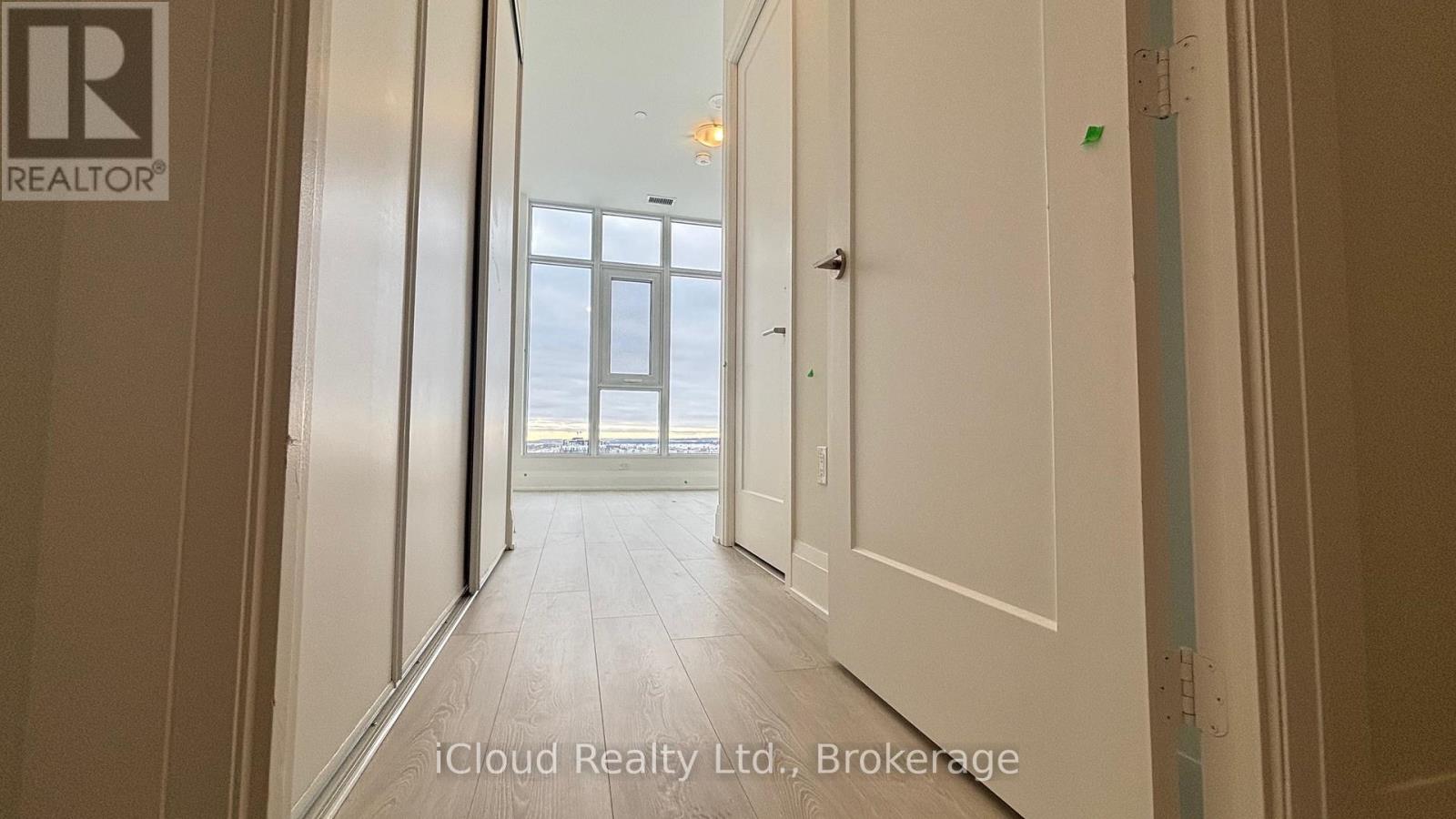 Ph114 - 412 Silver Maple Road, Oakville, Ontario  L6H 7X8 - Photo 15 - W12631678