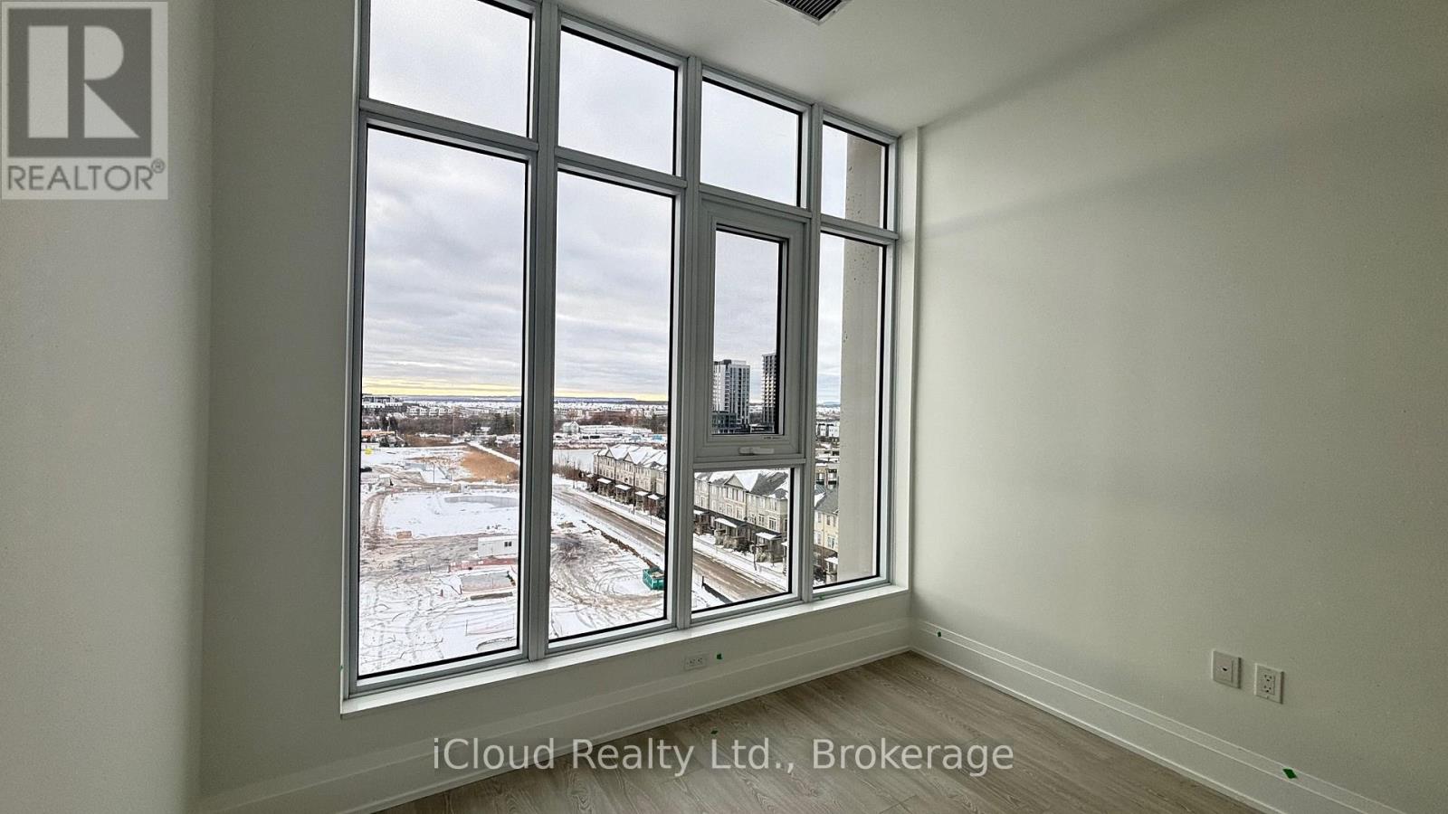 Ph114 - 412 Silver Maple Road, Oakville, Ontario  L6H 7X8 - Photo 23 - W12631678