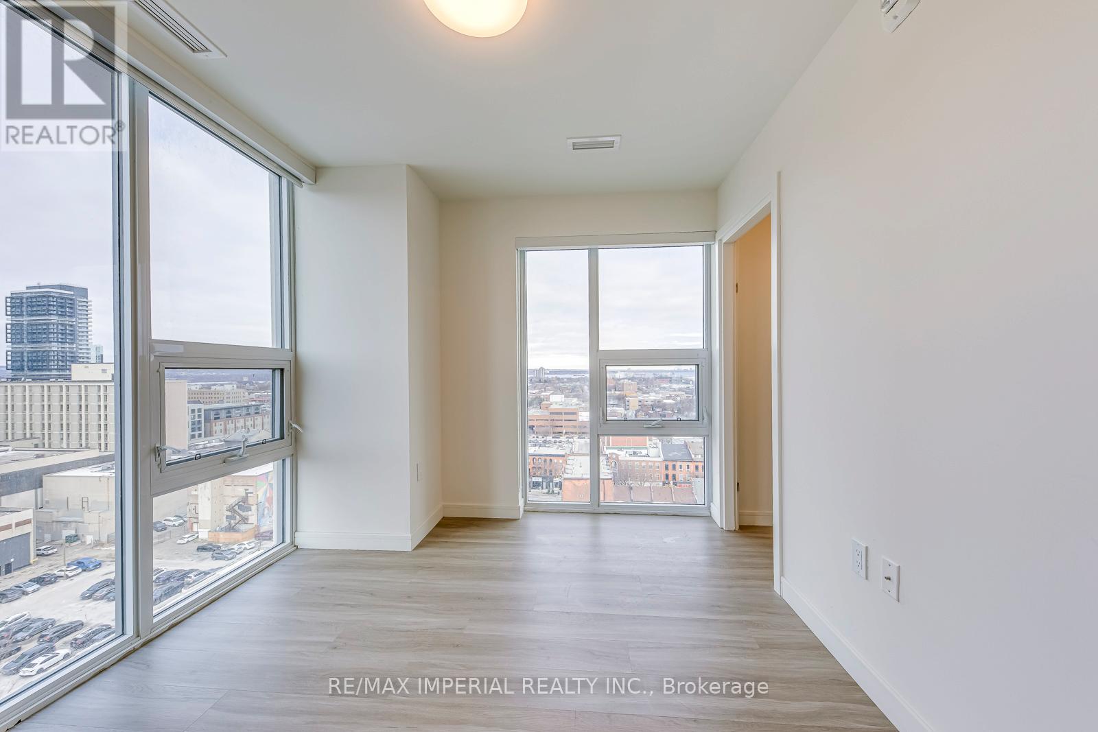 1308 - 49 Walnut Street S, Hamilton (Corktown), Ontario  L8N 2L1 - Photo 18 - X12631666