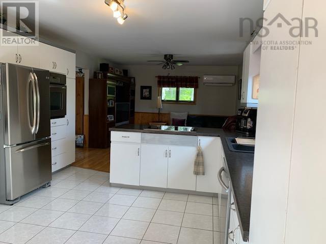 39 Davis Drive, Port Hastings, Nova Scotia  B9A 1R2 - Photo 11 - 202517783