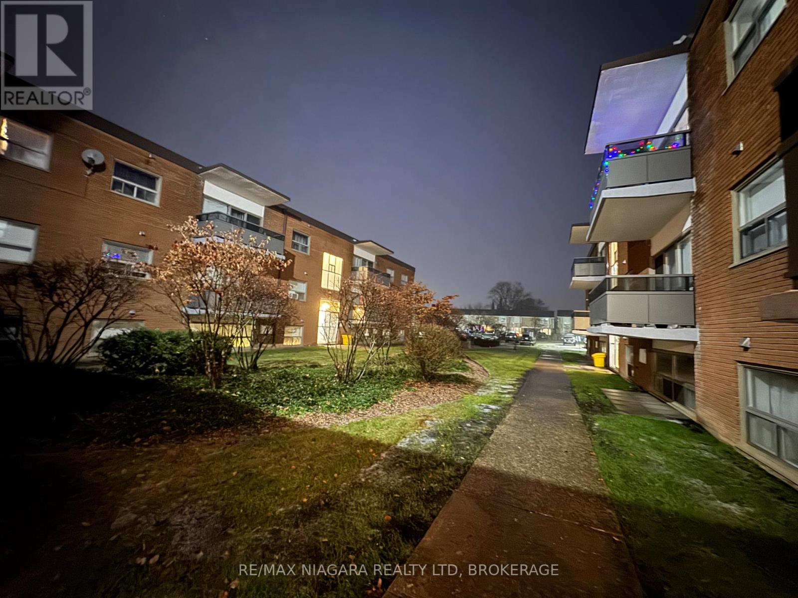 201 - 242 OAKDALE AVENUE, st. catharines (oakdale), Ontario