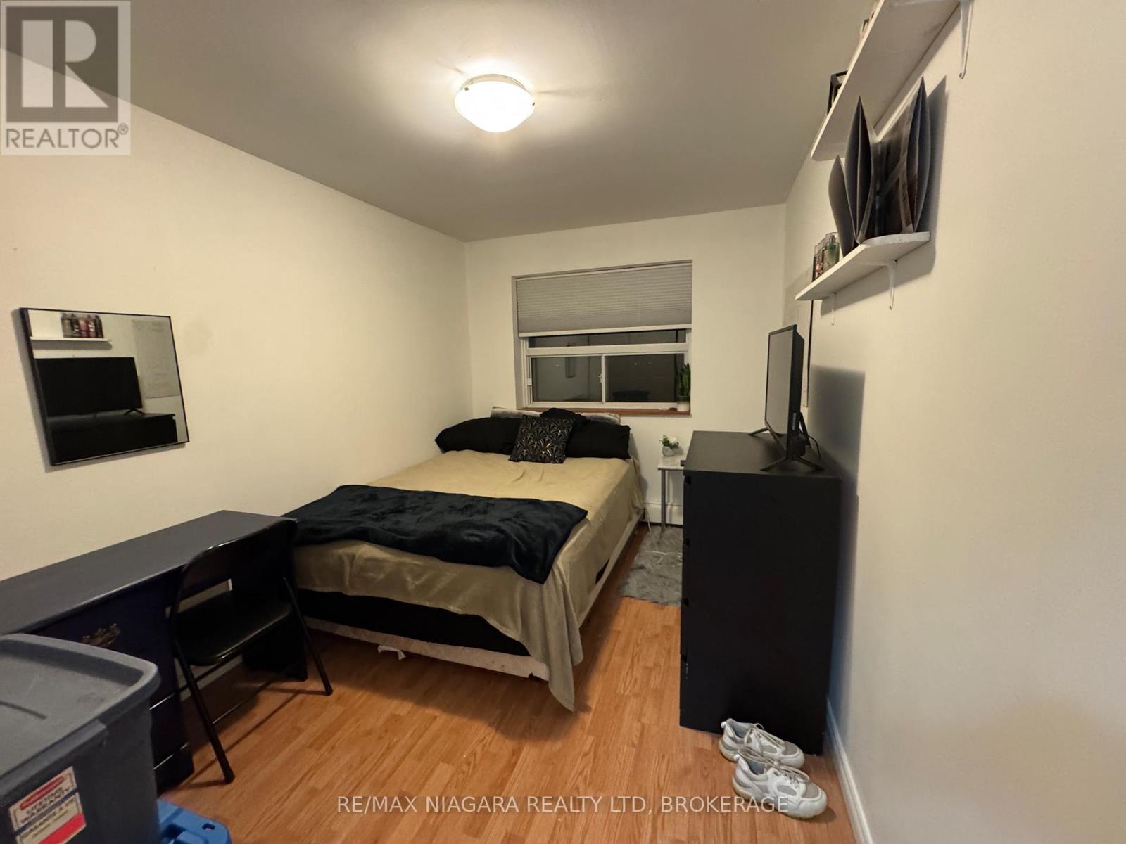 201 - 242 Oakdale Avenue, St. Catharines (Oakdale), Ontario  L2P 3K5 - Photo 13 - X12631694