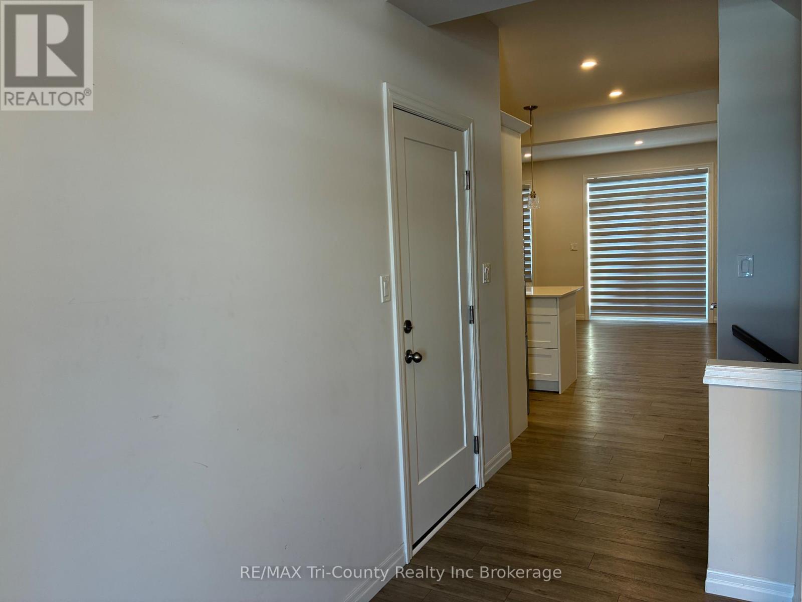 75 Keba Crescent, Tillsonburg, Ontario  N4G 0K8 - Photo 2 - X12631692