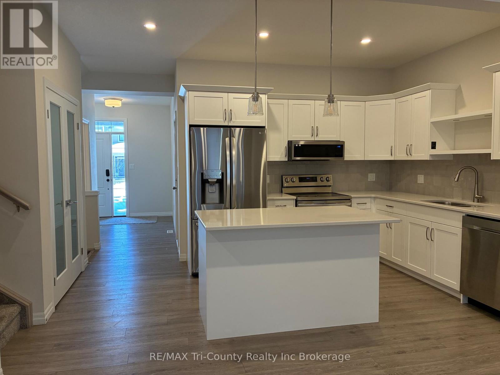 75 Keba Crescent, Tillsonburg, Ontario  N4G 0K8 - Photo 4 - X12631692