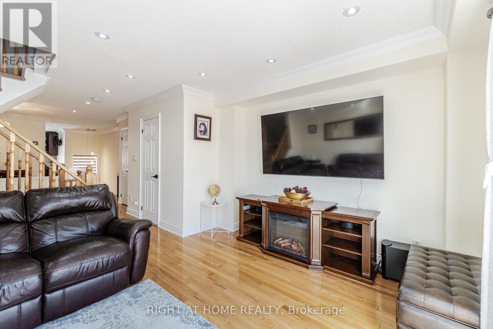 7106 Chatham Court, Mississauga, Ontario  L5N 8R1 - Photo 14 - W12631360