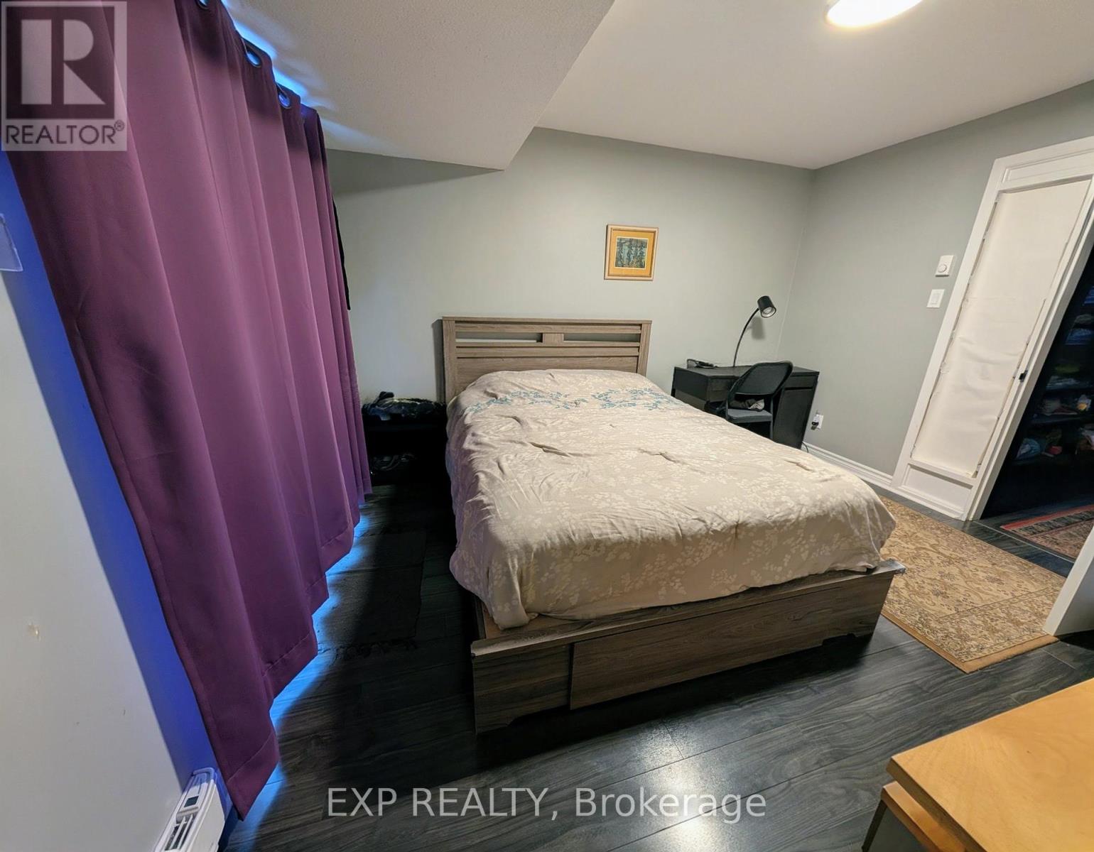 3d Crestlea Crescent, Ottawa, Ontario  K2G 4N1 - Photo 3 - X12631626