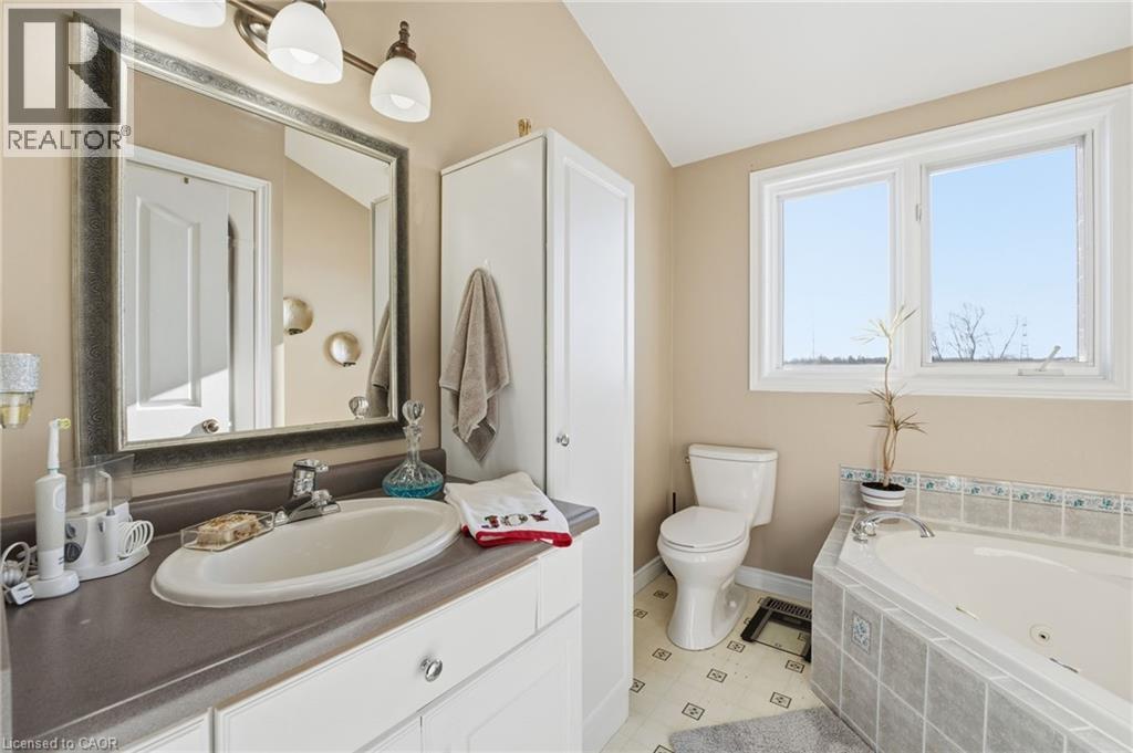 5940 Young Street, Grimsby, Ontario  L0R 2A0 - Photo 25 - 40793736