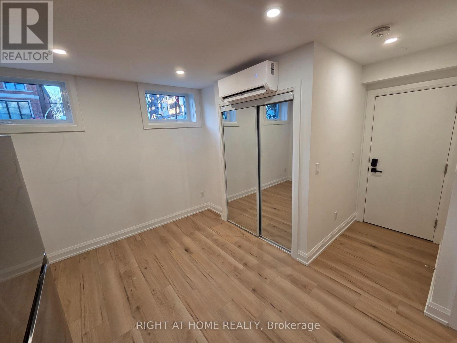 Bf - 55 Camberwell Road, Toronto, Ontario  M6C 3E7 - Photo 4 - C12631680