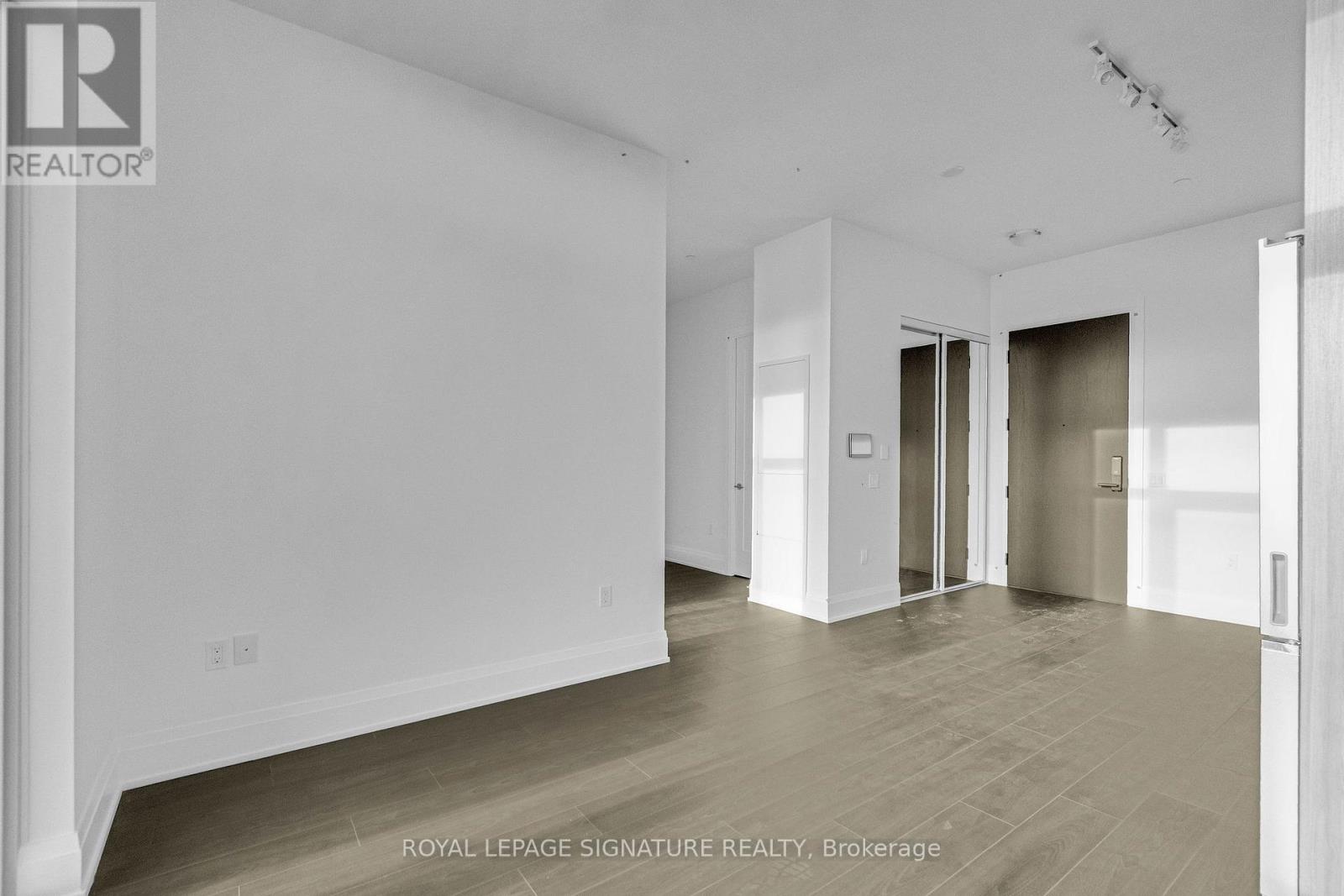 Ph111 - 412 Silver Maple Road, Oakville, Ontario  L6H 7X8 - Photo 14 - W12631698