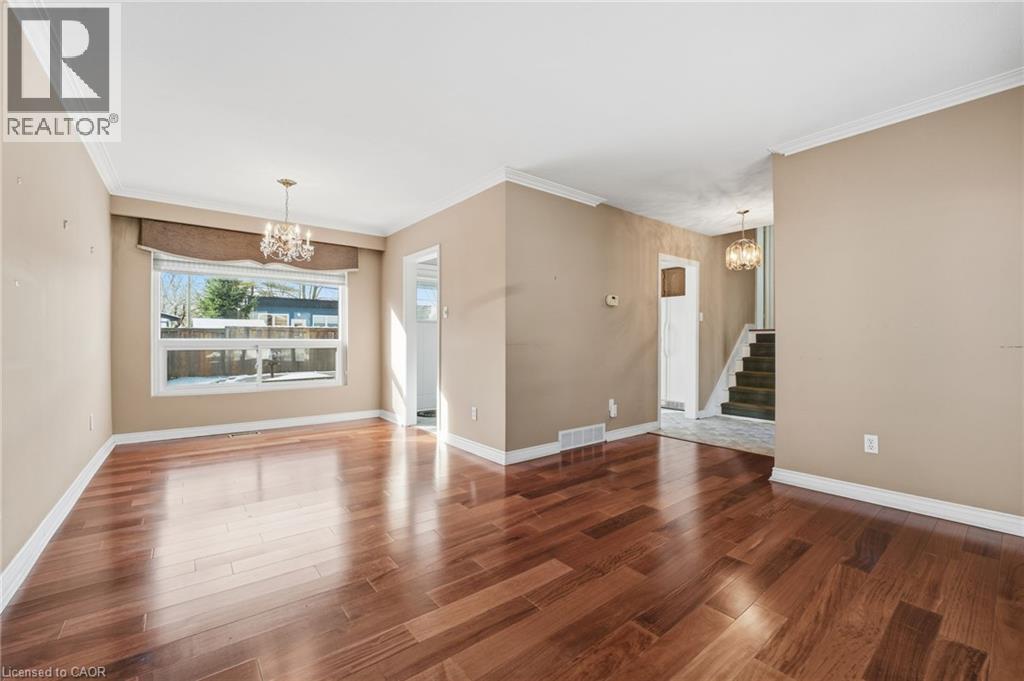 184 Foxbar Road, Burlington, Ontario  L7L 2Z9 - Photo 5 - 40791225