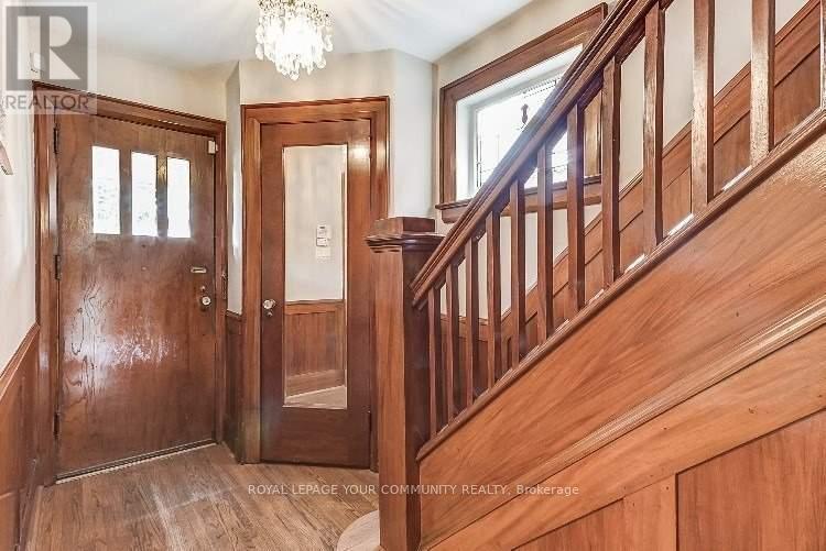 267 Westmount Avenue, Toronto, Ontario  M6E 3M9 - Photo 4 - C12631708