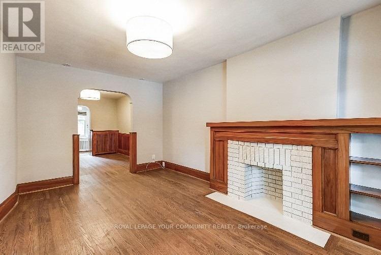 267 Westmount Avenue, Toronto, Ontario  M6E 3M9 - Photo 9 - C12631708