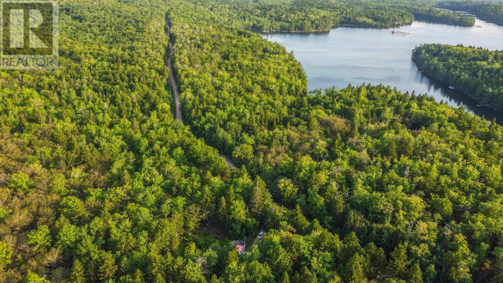 512 Eagle Rock Drive, Franey Corner, Nova Scotia  B0R 1H0 - Photo 3 - 202527803