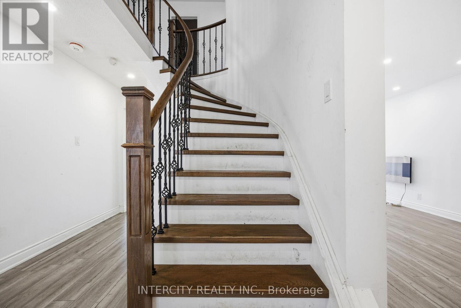 45 Merganser Crescent, Brampton, Ontario  L6W 4G2 - Photo 49 - W12629906