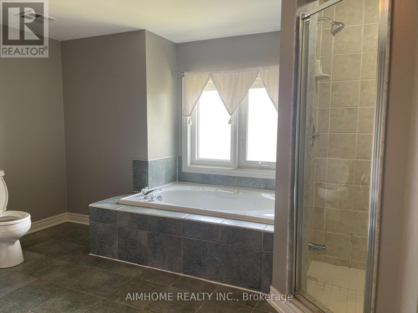 120 Sweet Water Crescent, Richmond Hill, Ontario  L4S 2B4 - Photo 10 - N12631702