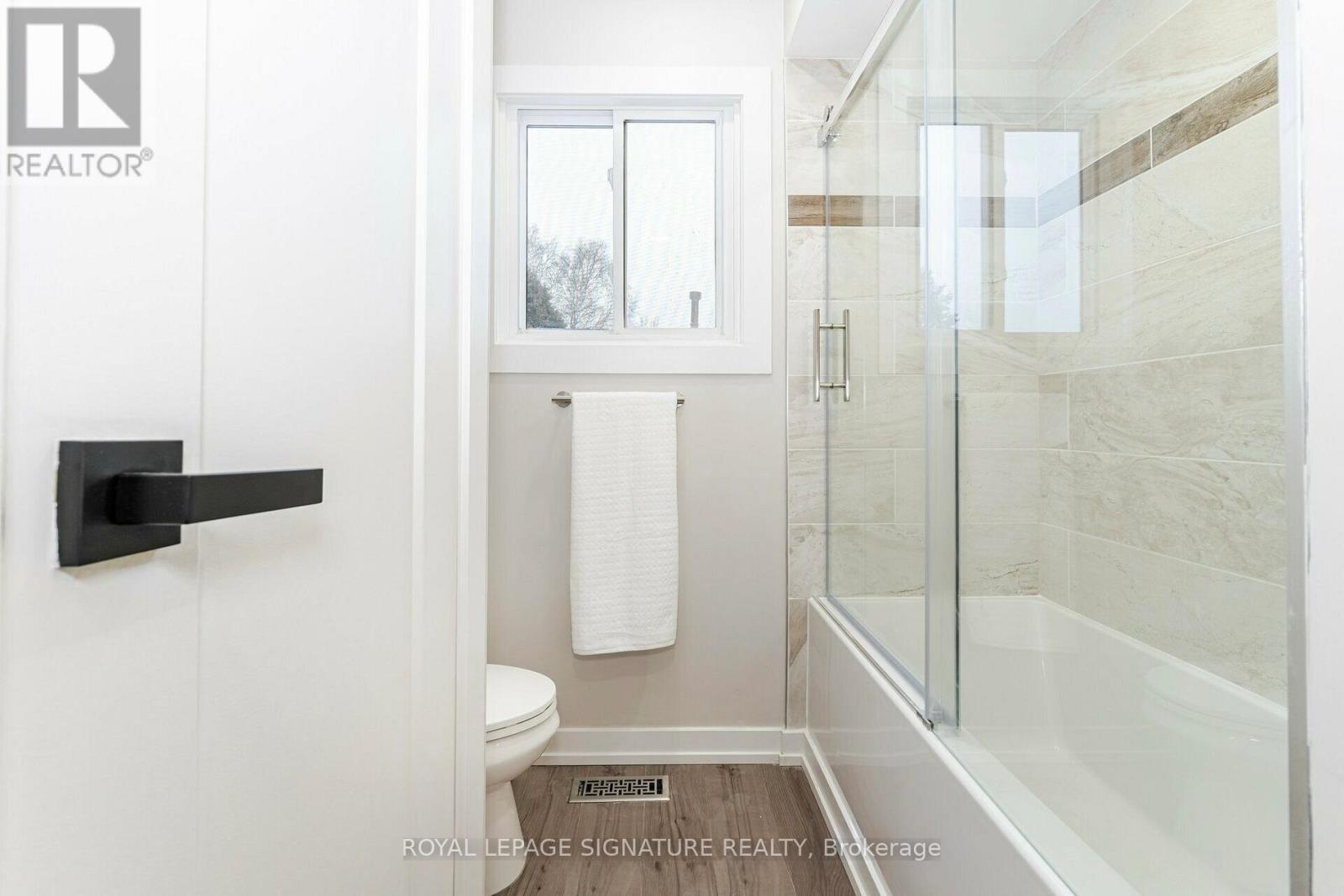 453 Leacock Drive, Barrie, Ontario  L4N 4X6 - Photo 10 - S12631700