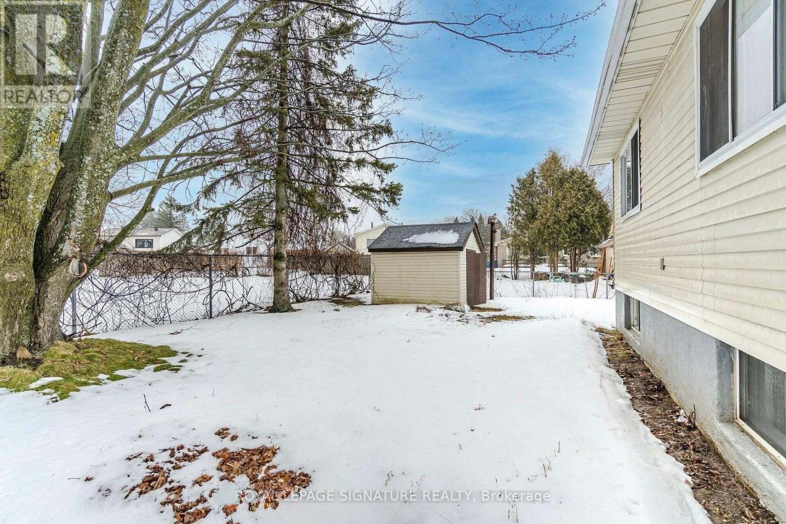 453 Leacock Drive, Barrie, Ontario  L4N 4X6 - Photo 15 - S12631700