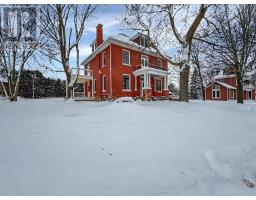 298 BARR STREET, Renfrew, Ontario
